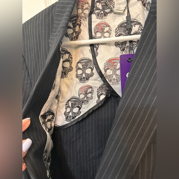 Jack and Jones Men's Pinstripe Blazer with Skull Back NWT - Picture 5 of 10